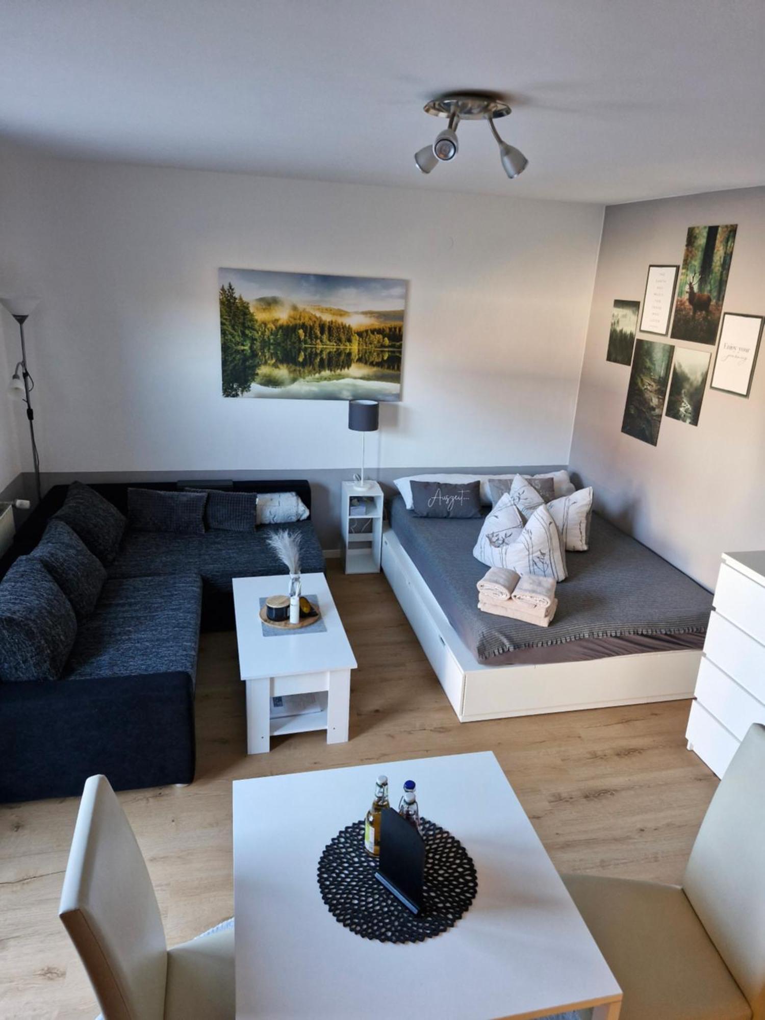 Apartment Mit Garten Бад Лаутерберг Екстериор снимка